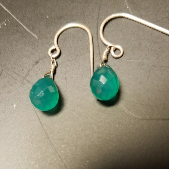 Green agate beveled small drop earrings - Picture 1 of 2